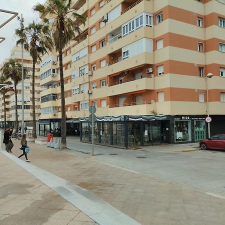 Apartmán Apartamento Candari Playa En Cádiz Exteriér fotografie