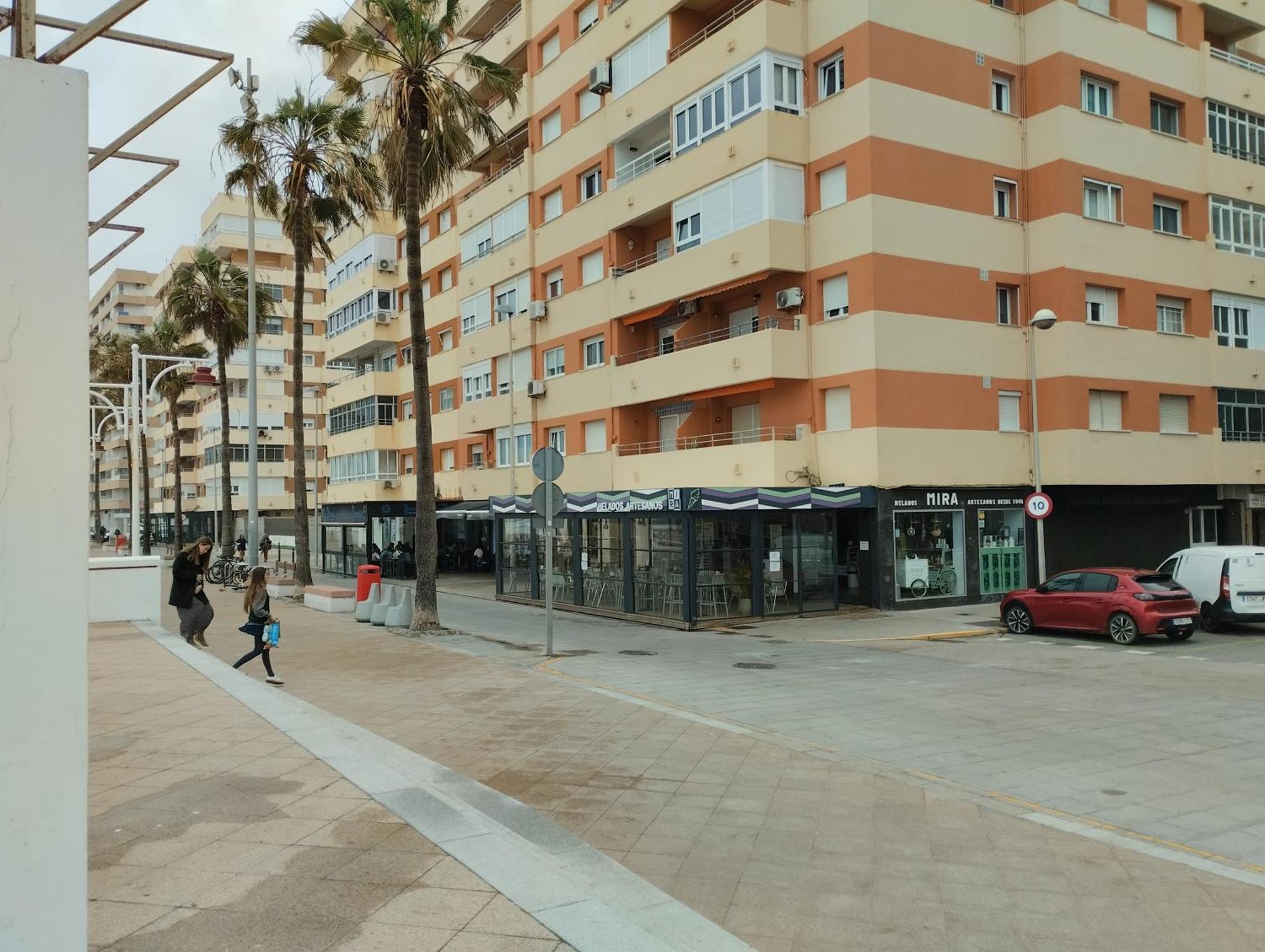 Apartmán Apartamento Candari Playa En Cádiz Exteriér fotografie